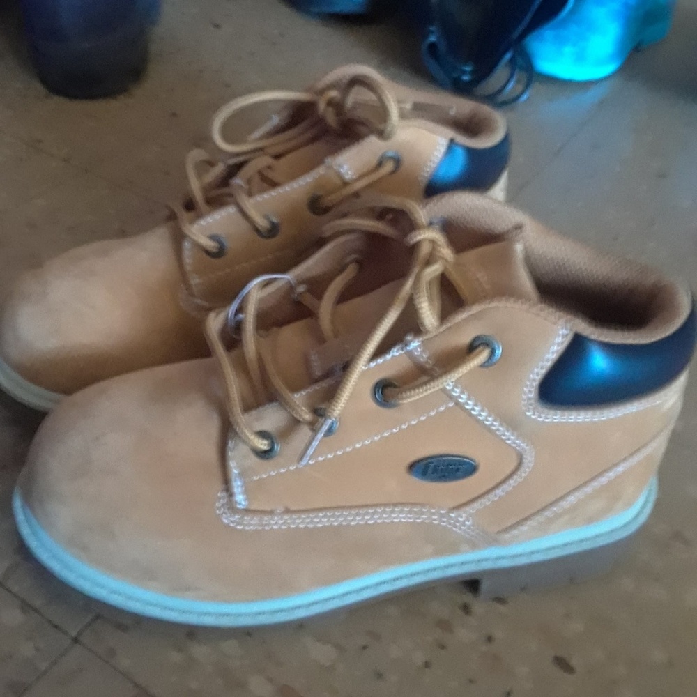 Kids Lugz boots size 1